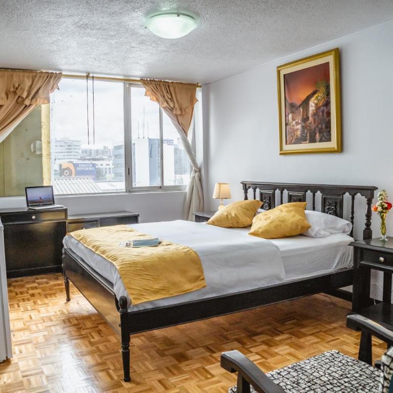 Val Hotel Santamaria Quito - Suite - 16