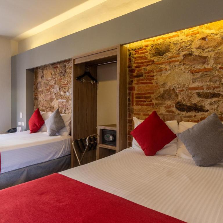 Hotel Hidalgo - Twin Room with Balcony - 7