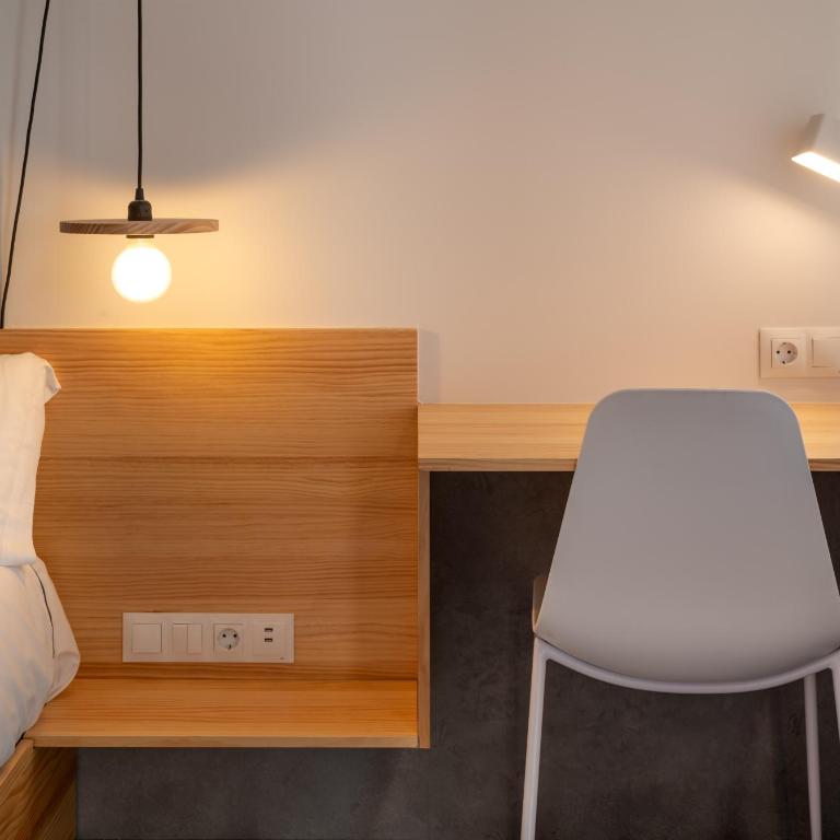 Cristina Enea Rooms - Habitación Doble Superior con vistas a la ciudad - 1 o 2 camas - 5