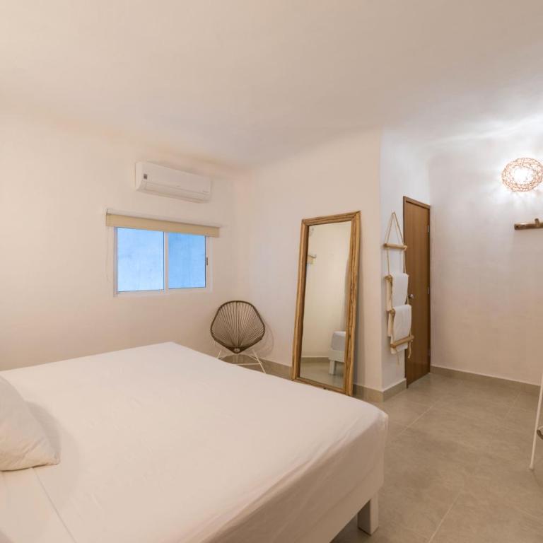 Hotel Caracol Puerto Morelos - Deluxe Queen Room - 5