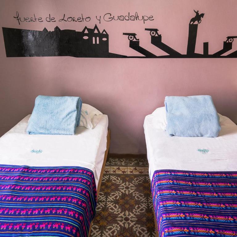 Hostal Santo Domingo - Habitación Doble - 2 camas - 1