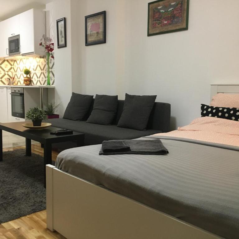 Axis Mundi - Deluks Studio - 12