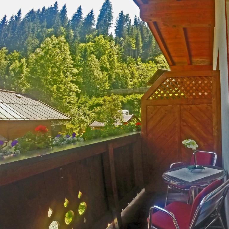 Zimmervermietung Babsy - Standard Doppelzimmer mit Balkon - 42