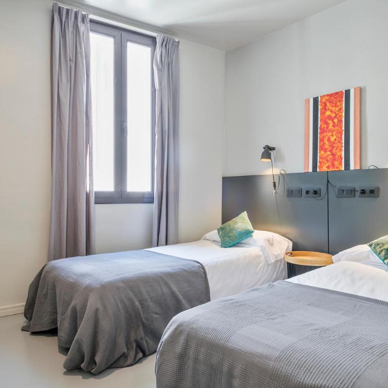 My Address in Plaza Real - Two-Bedroom Apartment (4 Adults) - 2