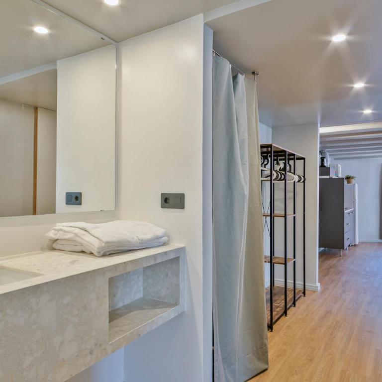 My Address in Plaza Real - Three-Bedroom Apartment - 18
