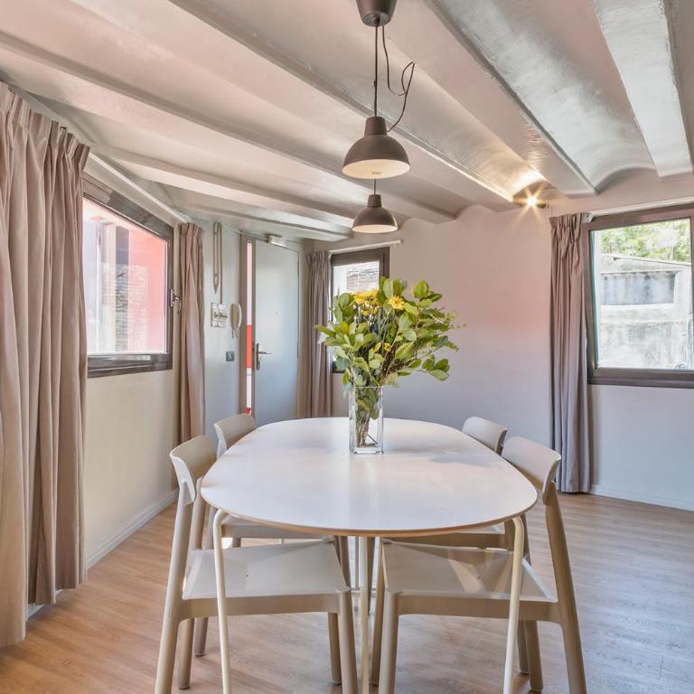 My Address in Plaza Real - Three-Bedroom Apartment - 10