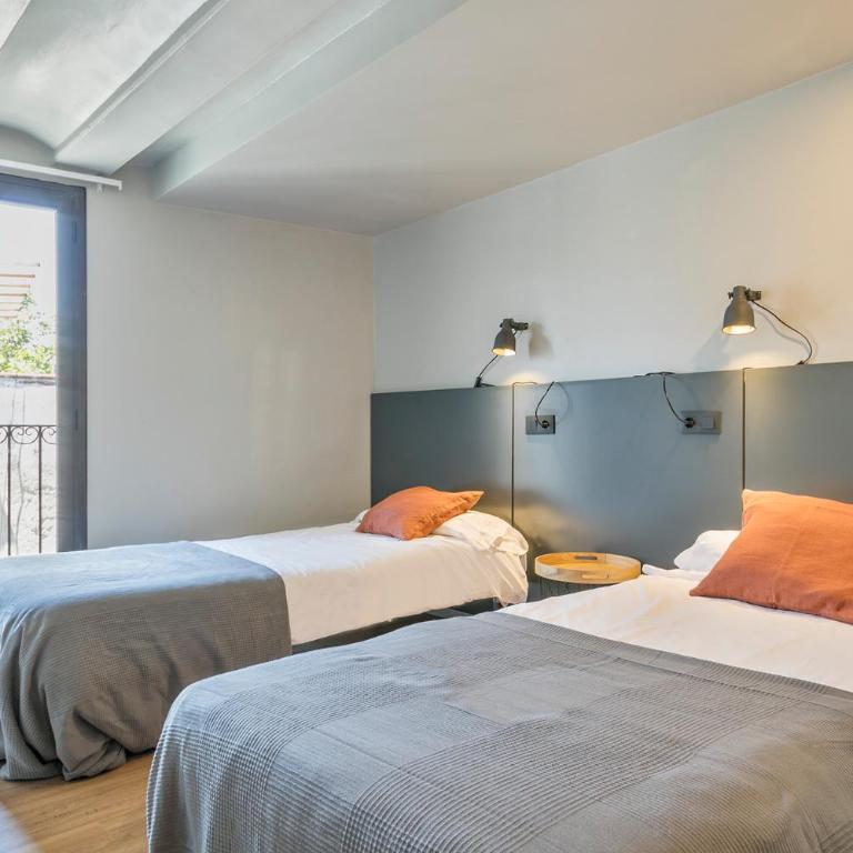 My Address in Plaza Real - Three-Bedroom Apartment - 17
