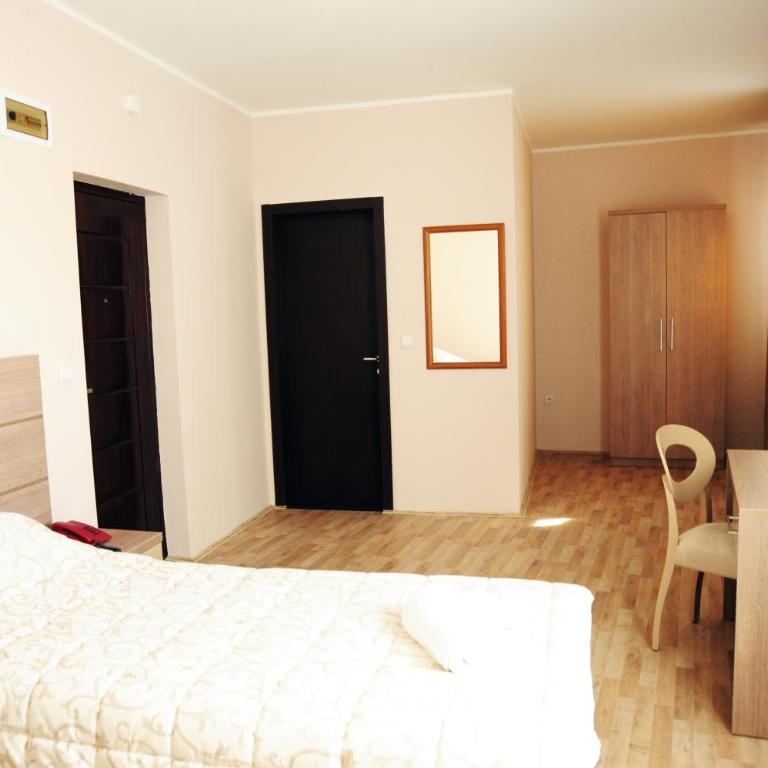 Garni Hotel Crystal Ice - Junior Suite - 5