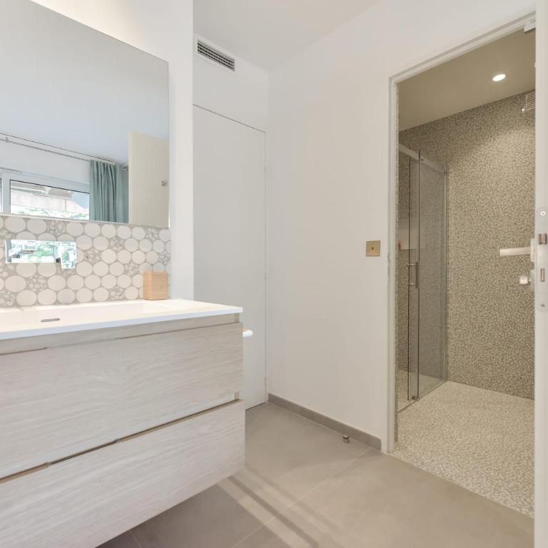 3-Br Apartment 3 minutes to the Croisette - Appartement - 28