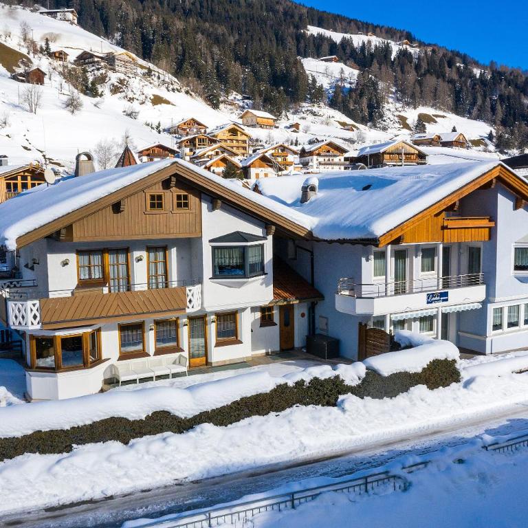 Chalet Villa Lercher - Haus mit 3 Schlafzimmern - 4