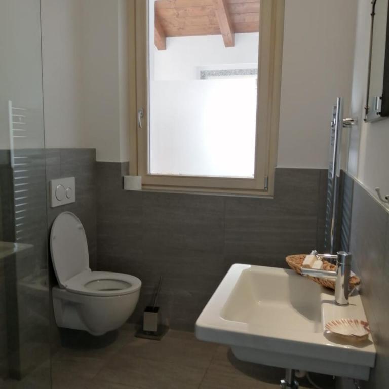 Bellagio Holiday Home - Two-Bedroom Apartment - 40