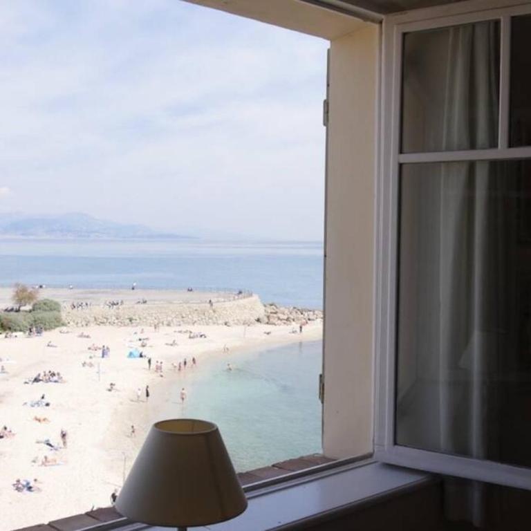 BORD DE MER - AC, WIFI, chic, sea view, beach 2 minutes walk - Appartement 2 Chambres - 1