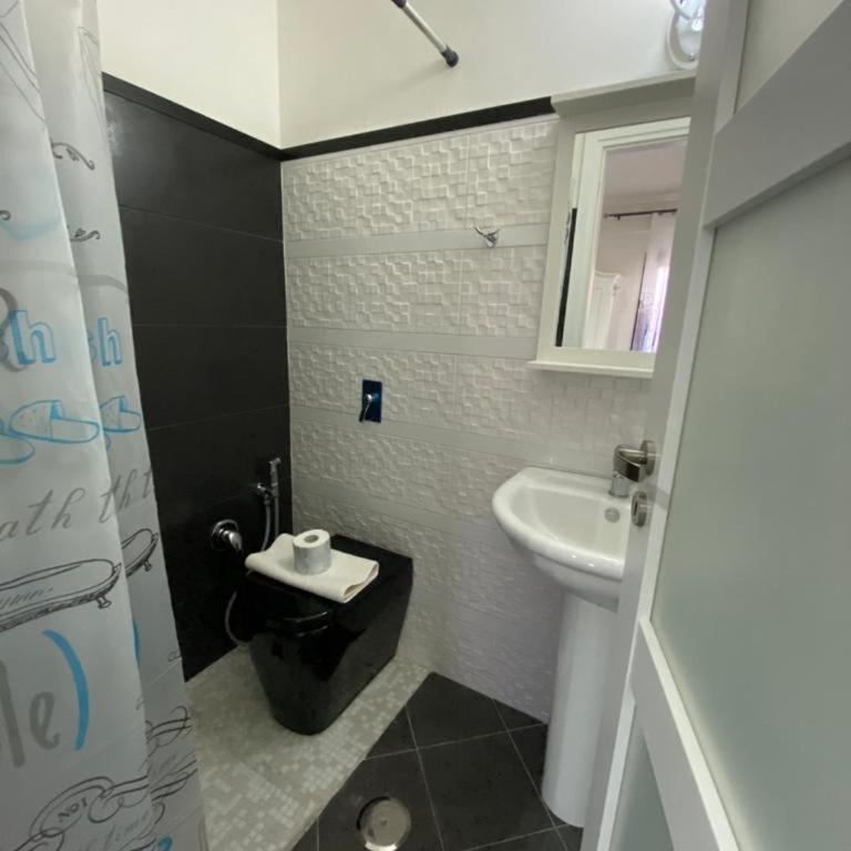 Guest House Bracciano RM - Camera Singola con Bagno Privato - 4