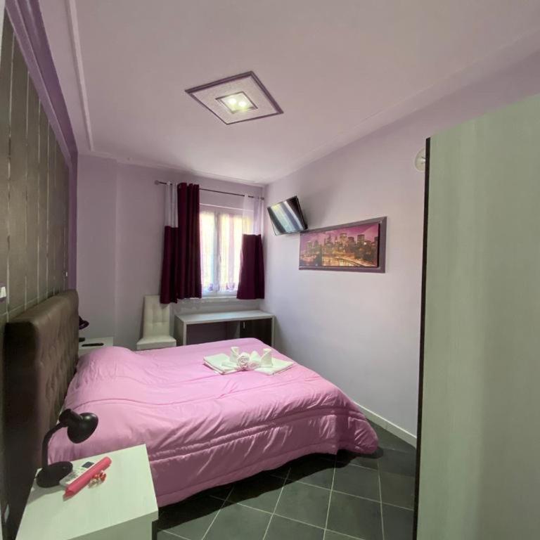 Guest House Bracciano RM - Camera Matrimoniale con Bagno Privato - 3