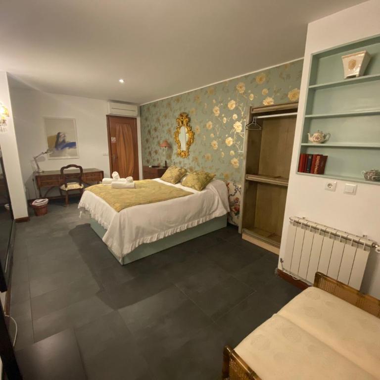 Hostal Rual - Suite - 6