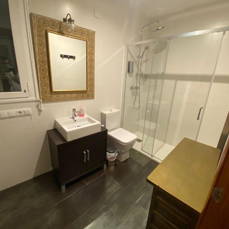Hostal Rual - Suite - 5