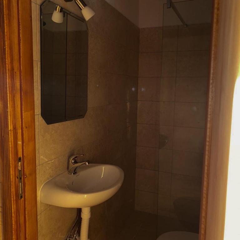 Ranc Mujica - One-Bedroom Apartment - 26