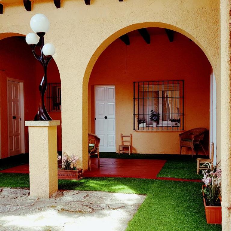 Apartamento con jardín a 11 metros de la playa. B1. - Apartamento de 3 dormitorios - 40