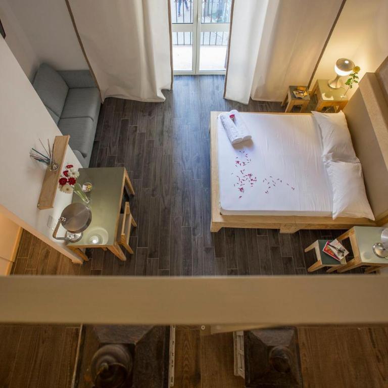 AQUAROOMS Suites - Junior Suite - 19