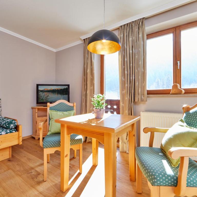 Gästehaus Brandnerhof - Doppelzimmer mit Balkon - 4