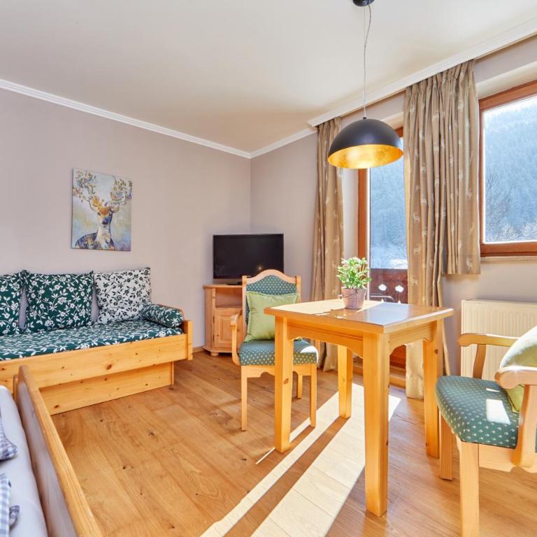 Gästehaus Brandnerhof - Doppelzimmer mit Balkon - 6