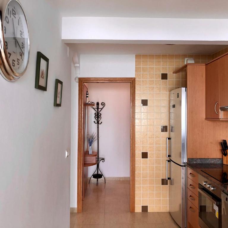 PINEDA BEACH 1a línea de mar & parking - Apartment with Sea View - 7