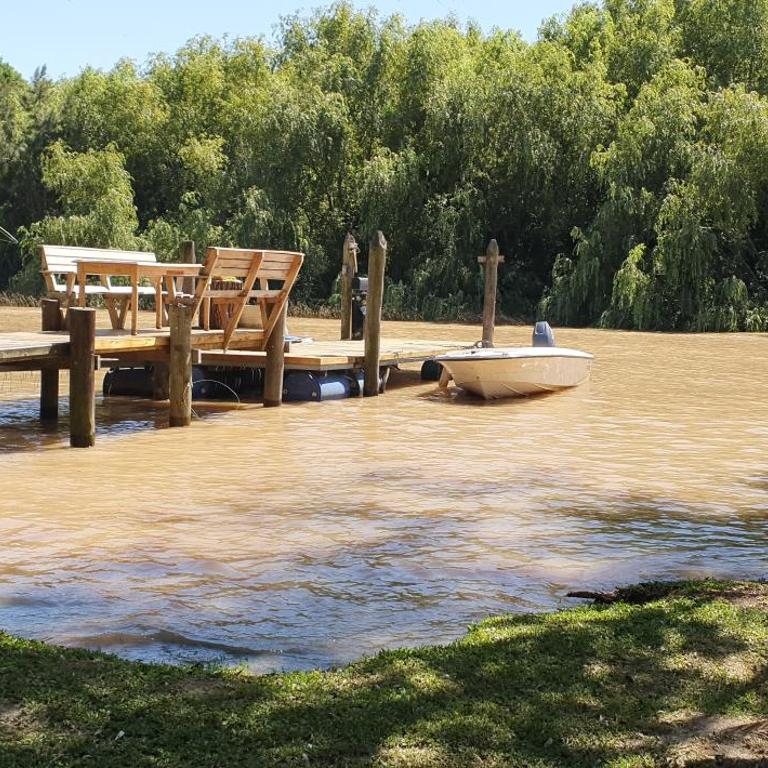 AMANU Casa Unica en el delta de Tigre a solo 5' para 30 personas - Villa - 4