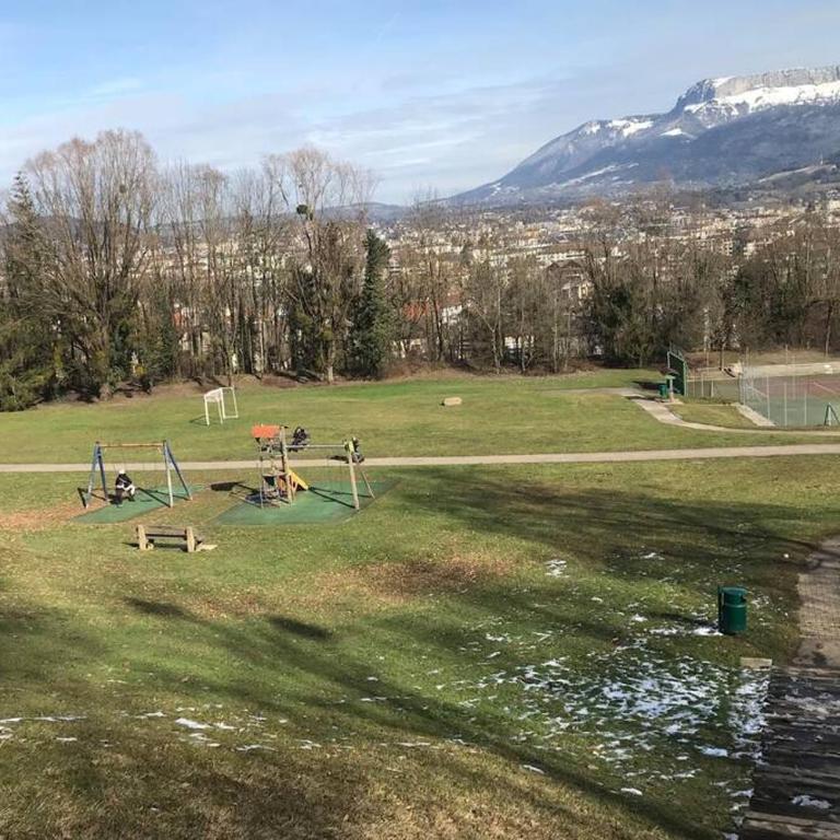 Le Vert Bois - calme, verdure, terrains de tennis - Studio - 24