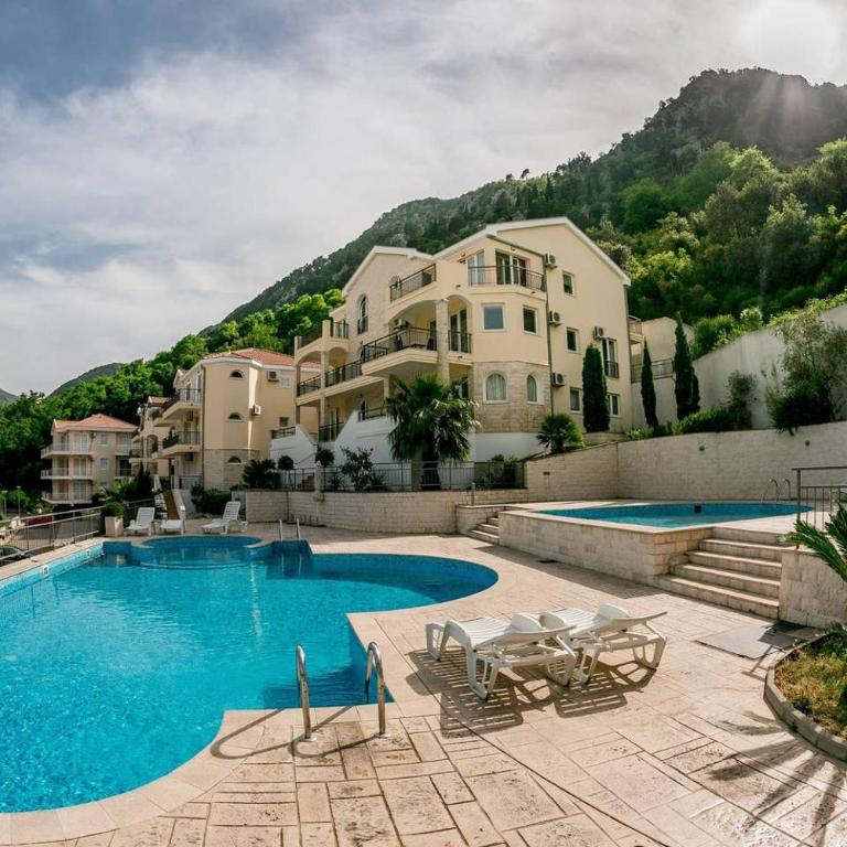 Wonderful 2 bedroom With Beautiful Views apartments in Kotor Vista - Two-Bedroom Apartment - 15