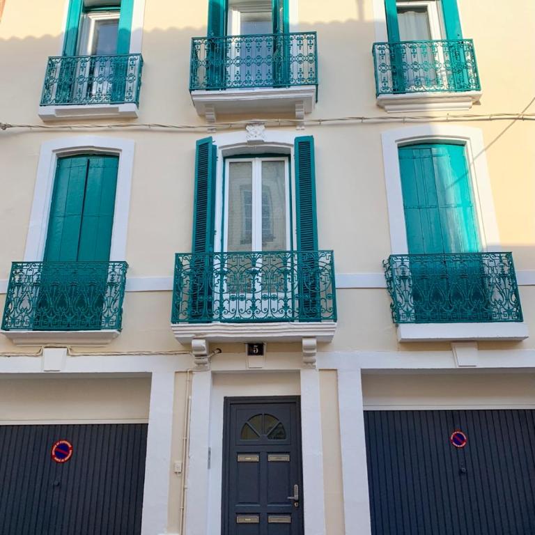 Appartement Les Halles , Climatisation, Terrasse, Garage - Apartment mit 2 Schlafzimmern - 2