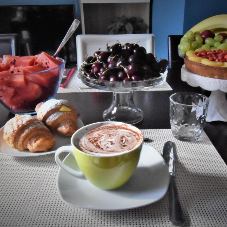Bed and Breakfast Il Girasole - Camera Singola con Bagno Privato Esterno - 1