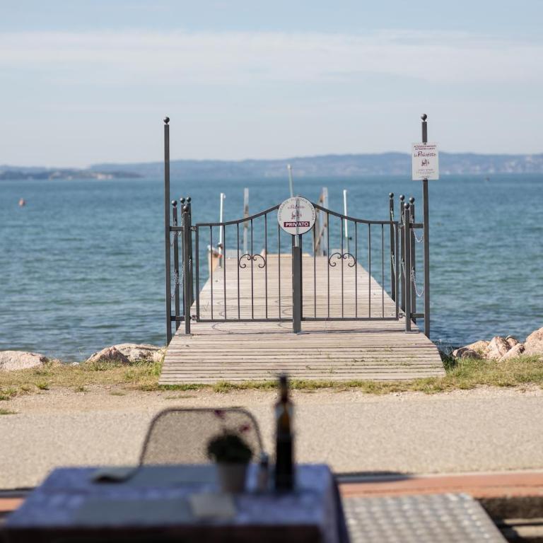 Locanda Le Palafitte - Camera Matrimoniale/Doppia con Letti Singoli con Vista Lago. - 7