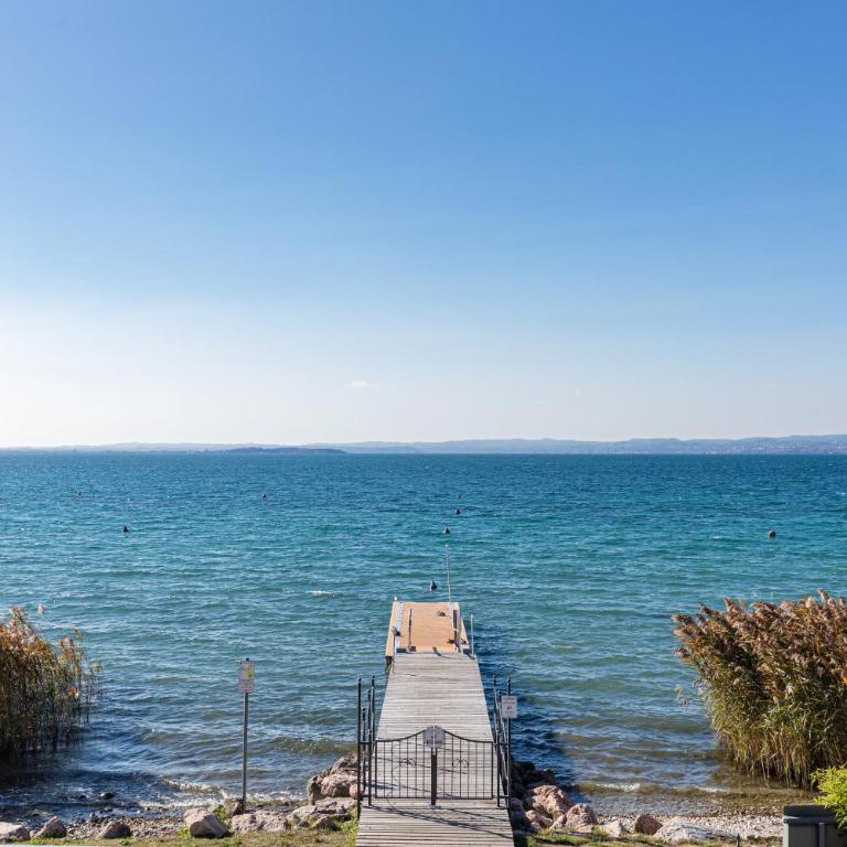 Locanda Le Palafitte - Camera Matrimoniale/Doppia con Letti Singoli con Vista Lago. - 15