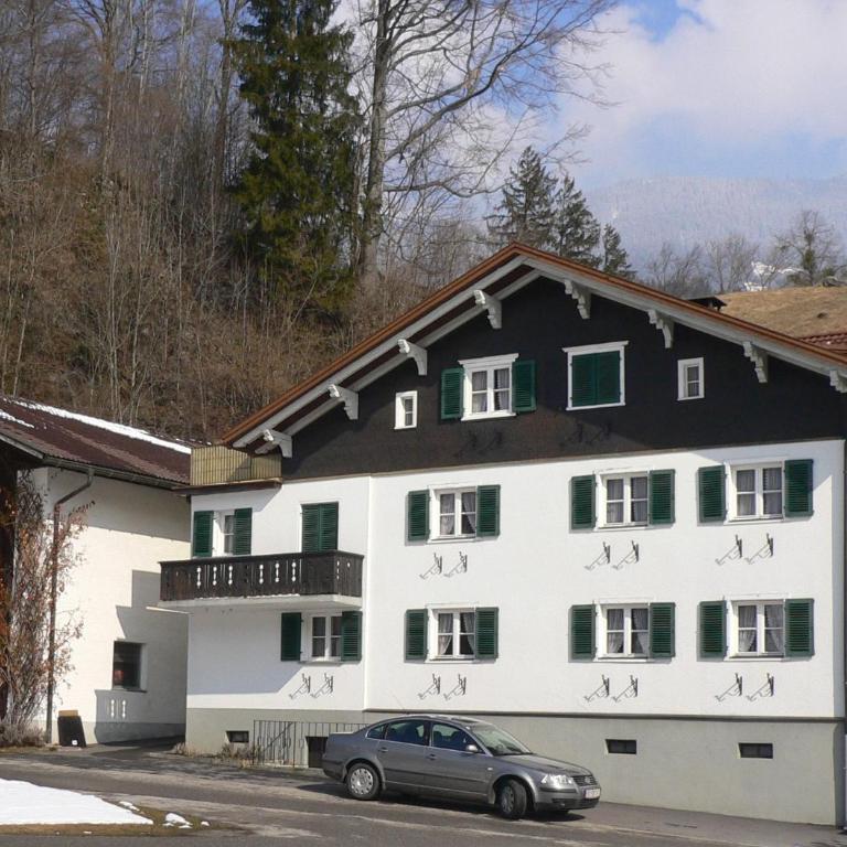 Gästehaus Ilishof - Haus mit 7 Schlafzimmern - 2