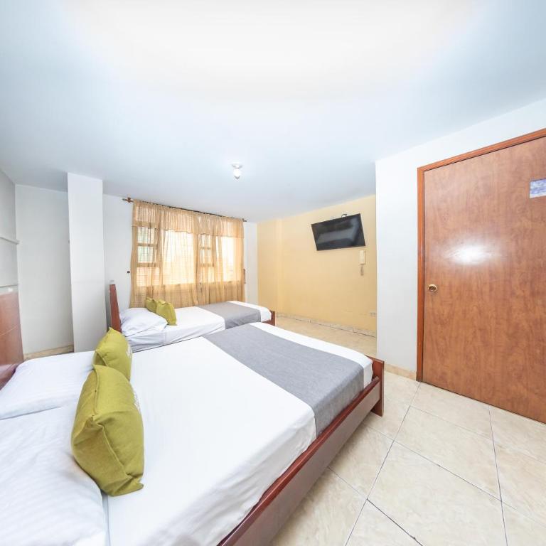 Hotel Home Bioma 1010 - Habitación cuádruple - 2
