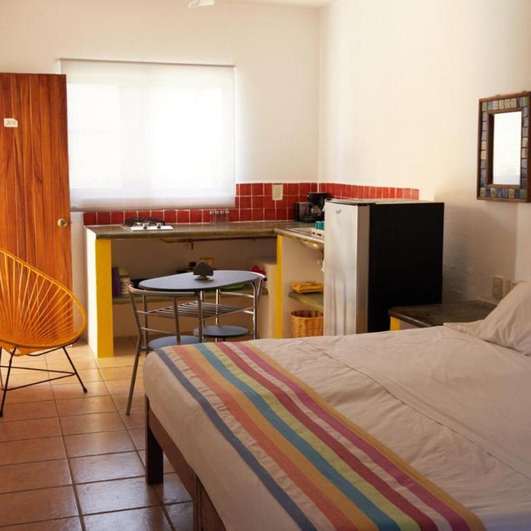 Pargos Hotel & Cowork - Estudio Doble con zona de cocina - 2 camas - 5