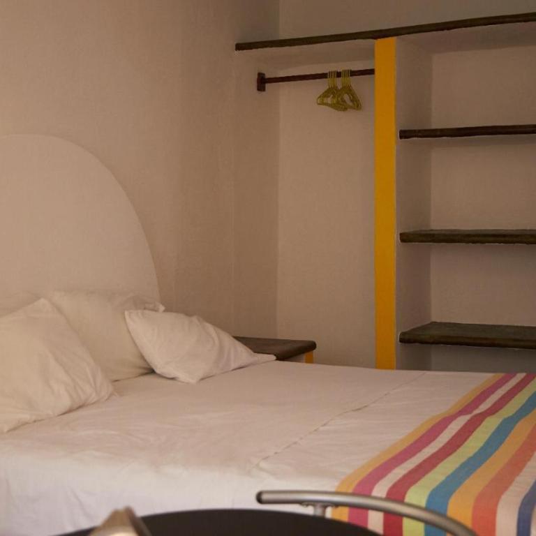 Pargos Hotel & Cowork - Estudio Doble con zona de cocina - 2 camas - 16