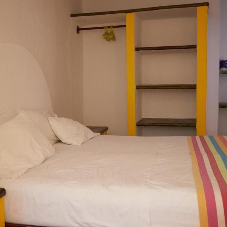 Pargos Hotel & Cowork - Estudio Doble con zona de cocina - 2 camas - 18