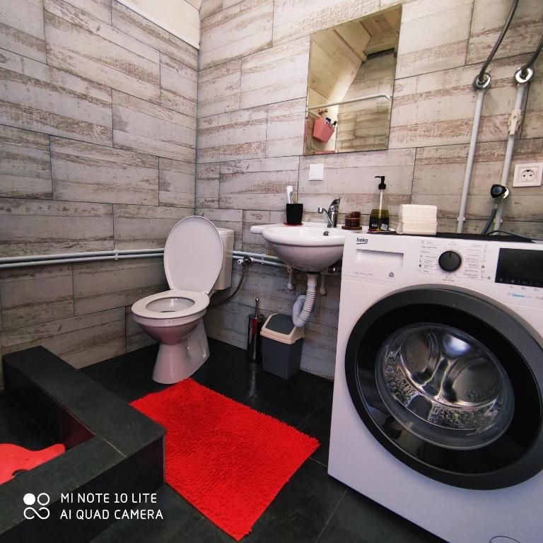 Stay Wild - One-Bedroom Chalet - 42