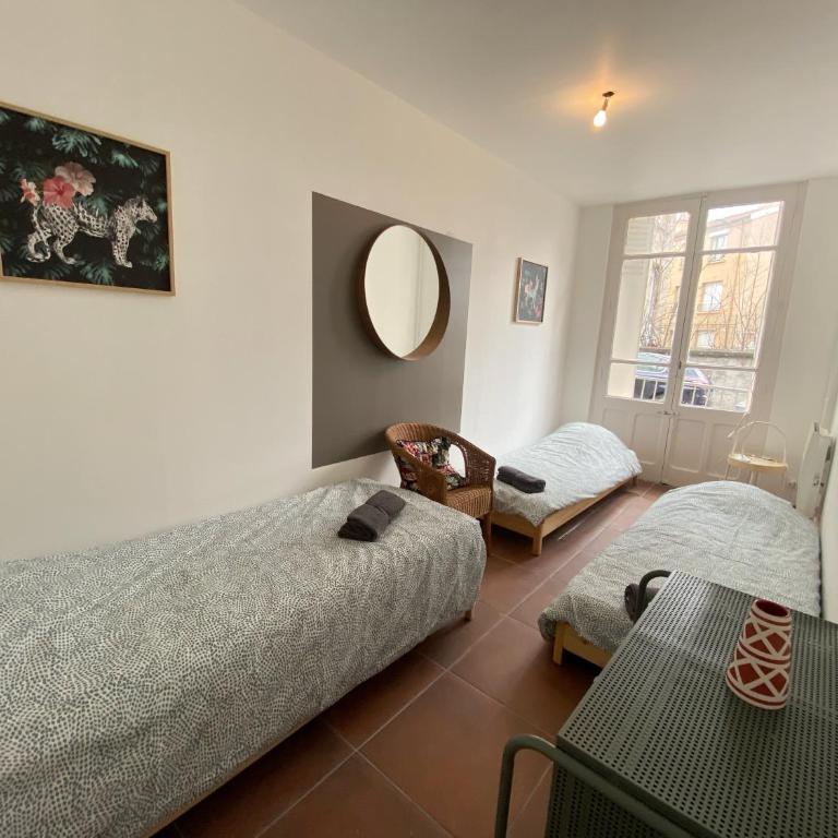 021 CHIC & COSY GRAND APPART 84m2 HYPERCENTRE WIFI SMART TV NETFLIX - Appartement 3 Chambres - 22