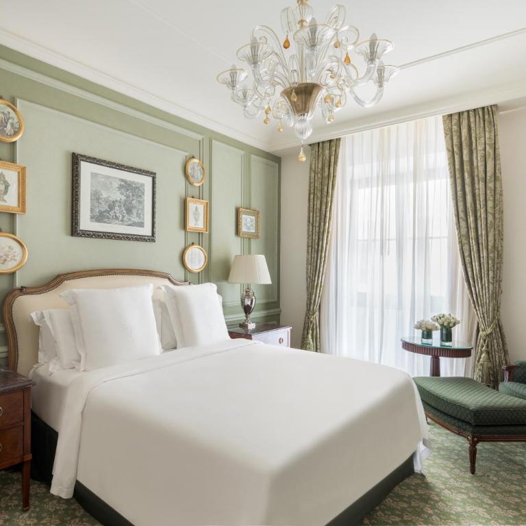 Four Seasons Hotel Firenze - Superior King Room - 5