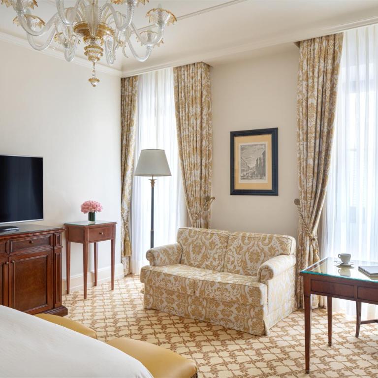 Four Seasons Hotel Firenze - Deluxe King Room - 5