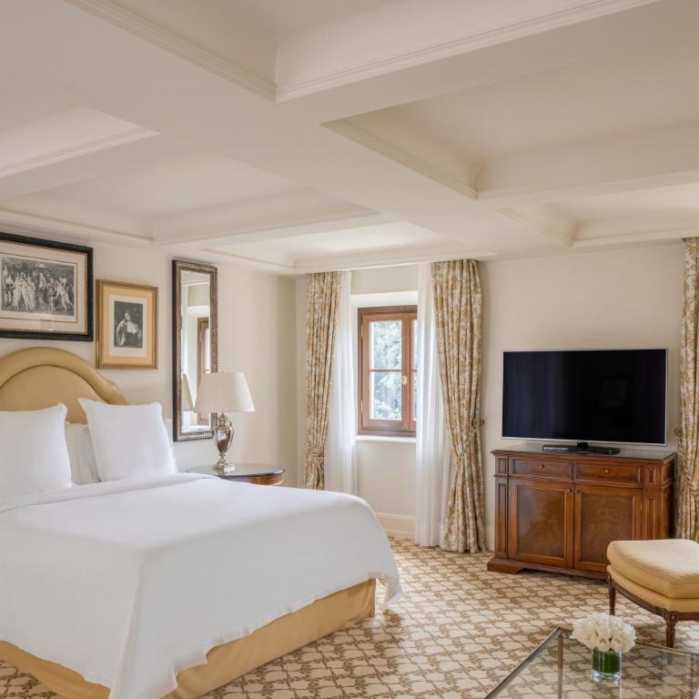 Four Seasons Hotel Firenze - Parlor Suite - 4