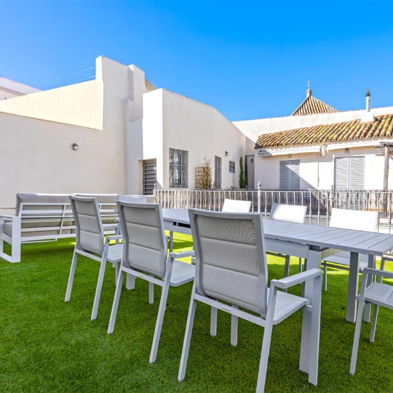 Genteel Home Abades - Dúplex de 4 dormitorios con terraza y piscina - 24
