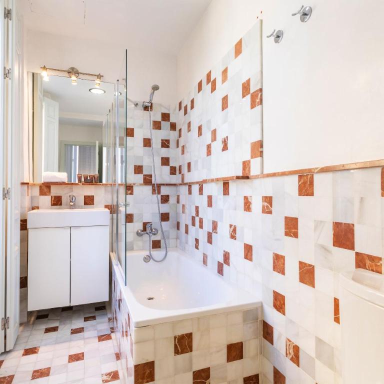 Genteel Home Abades - Apartamento de 3 dormitorios con terraza - 13