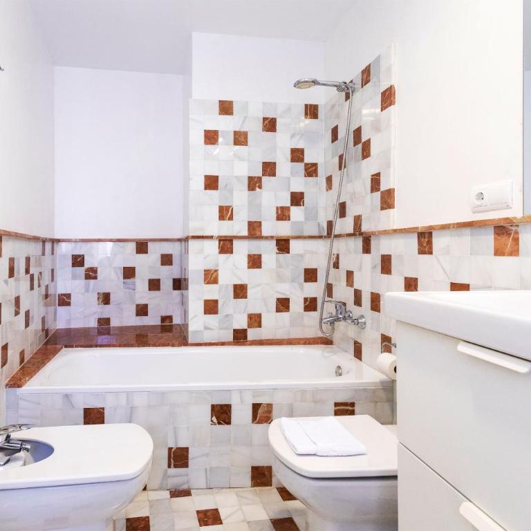 Genteel Home Abades - Dúplex de 4 dormitorios con terraza y piscina - 17