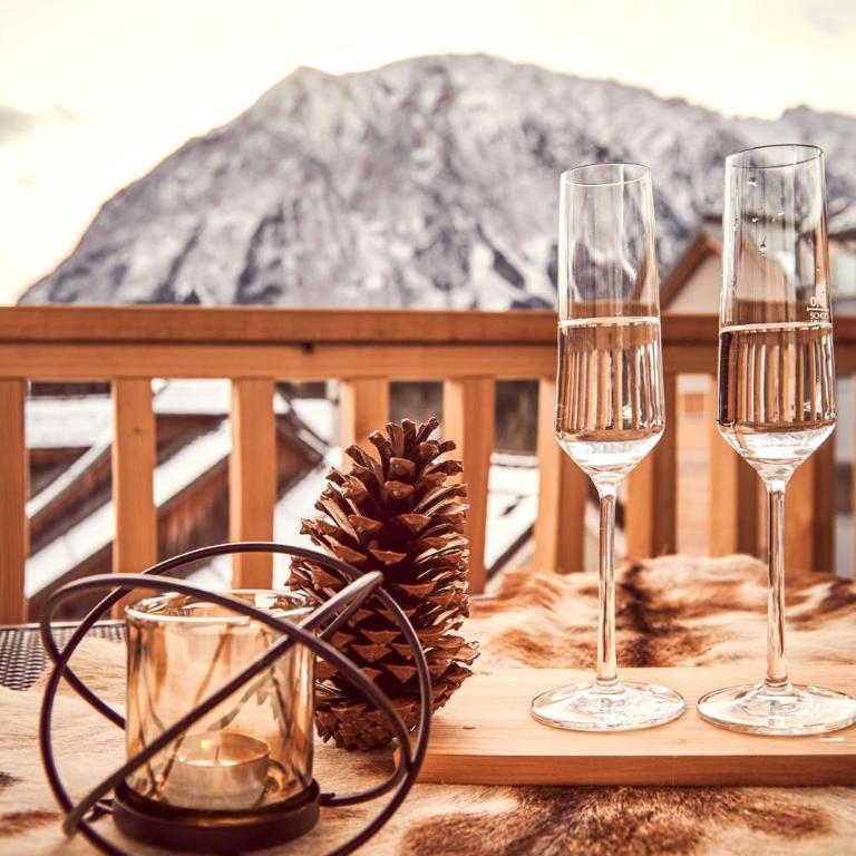 die Tauplitz Lodges - Alm Lodge A6 by AA Holiday Homes - Apartment mit Blick auf die Berge - 1