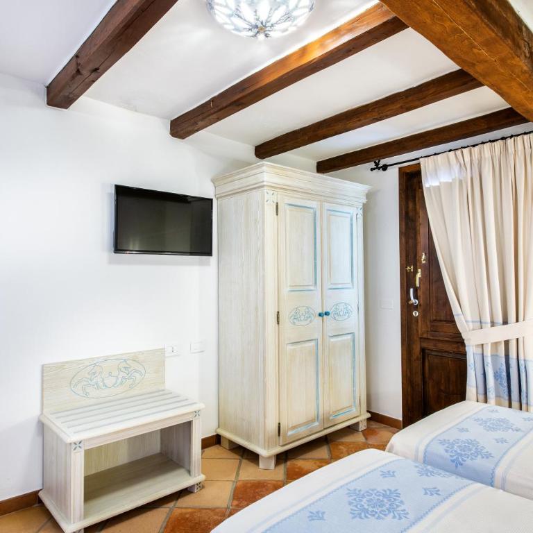 Hotel Costa Caddu - Suite con 2 Camere da Letto e Piscina - 8