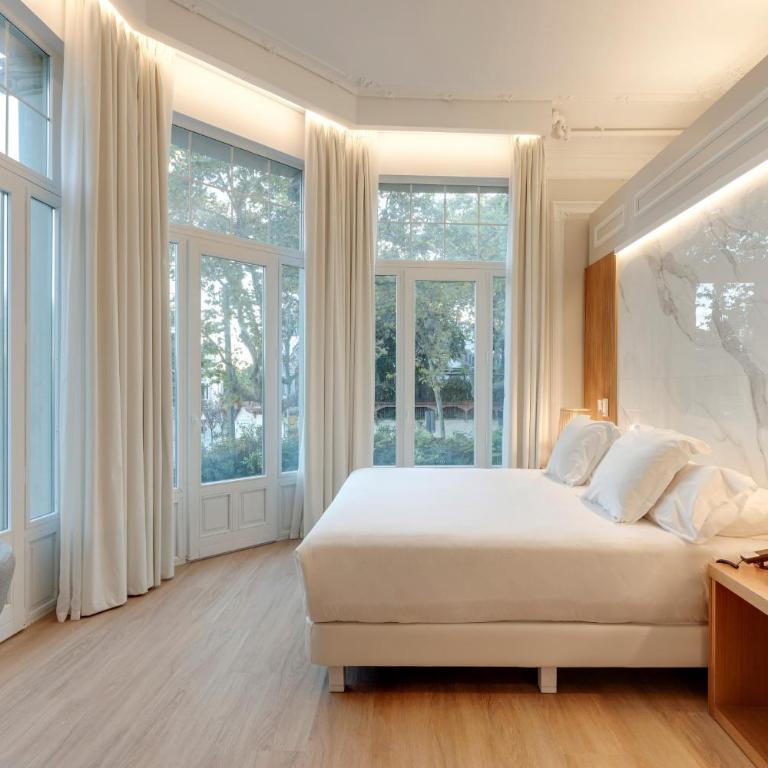 Hotel Boutique Mirlo Barcelona - Deluxe Superior with Hammam and Hydromassage Bathtub - 1