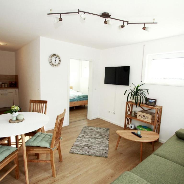 Ferienwohnung Fembacher - Apartment mit Terrasse - 5